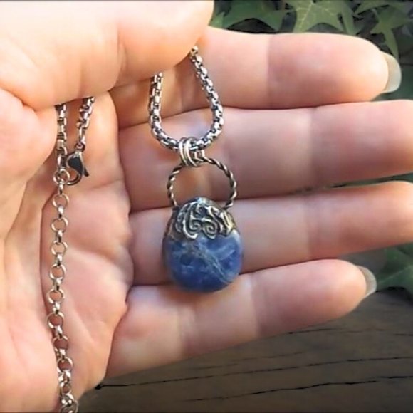 Sodalite Teardrop Pendant Necklace - Picture 4 of 6